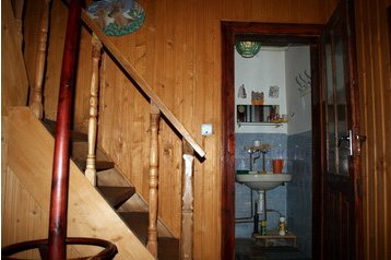 Ukrajina Privát Jaremče, Eksterijer